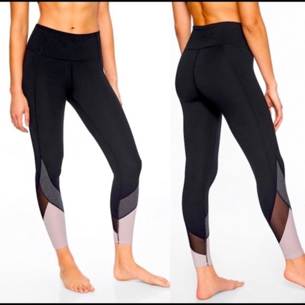 Athleta HR Salutation Colorblock Mesh 7/8 size XXSmall